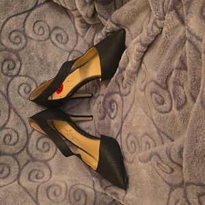 NEW Jessica Simpson black heels